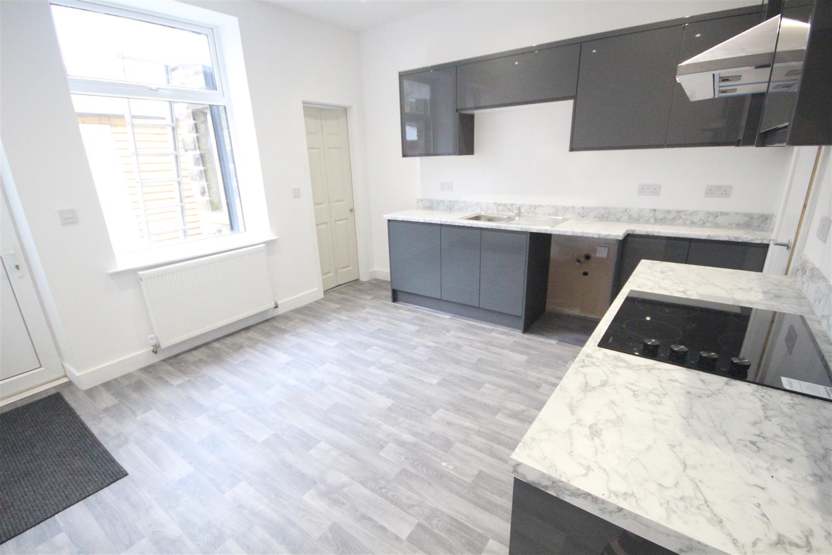3 bedroom terraced house To Let in Barnoldswick - IMG_3599.jpg